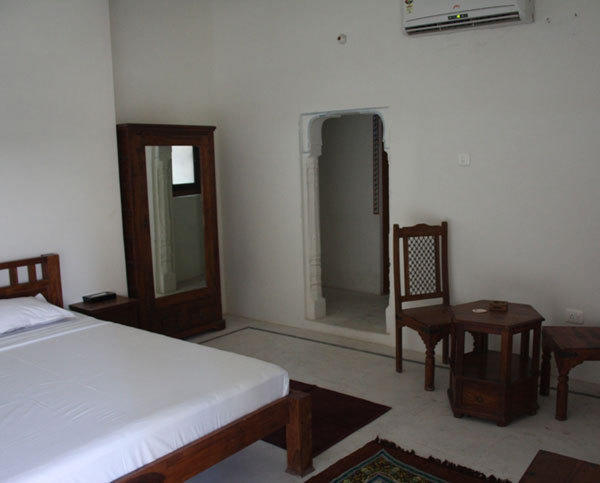 فندق Mandāwaفي  Paawana Haveli الغرفة الصورة